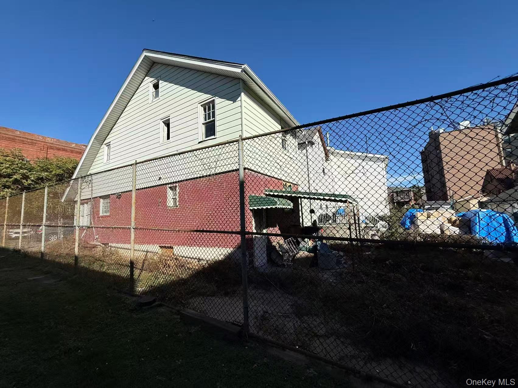 #4 photo, 15416 Barclay Avenue, Flushing , NY 11355