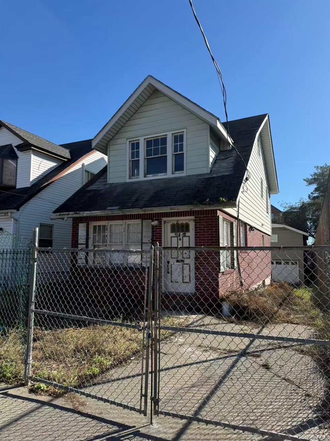 #5 photo, 15416 Barclay Avenue, Flushing , NY 11355