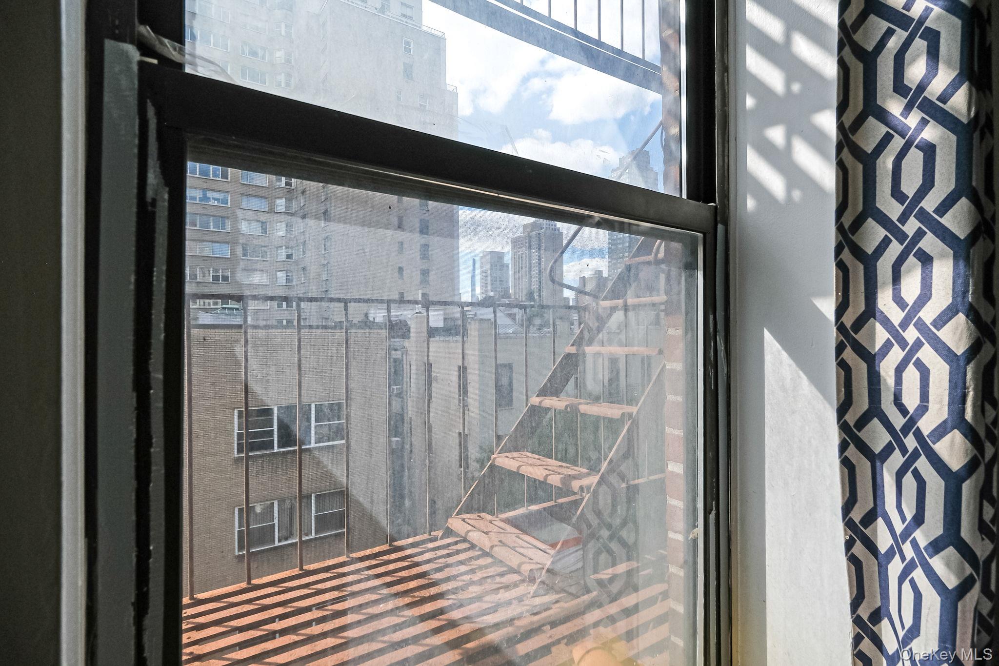 #13 photo, 403 E 87th Street, マンハッタン New York (Manhattan) , NY 10128