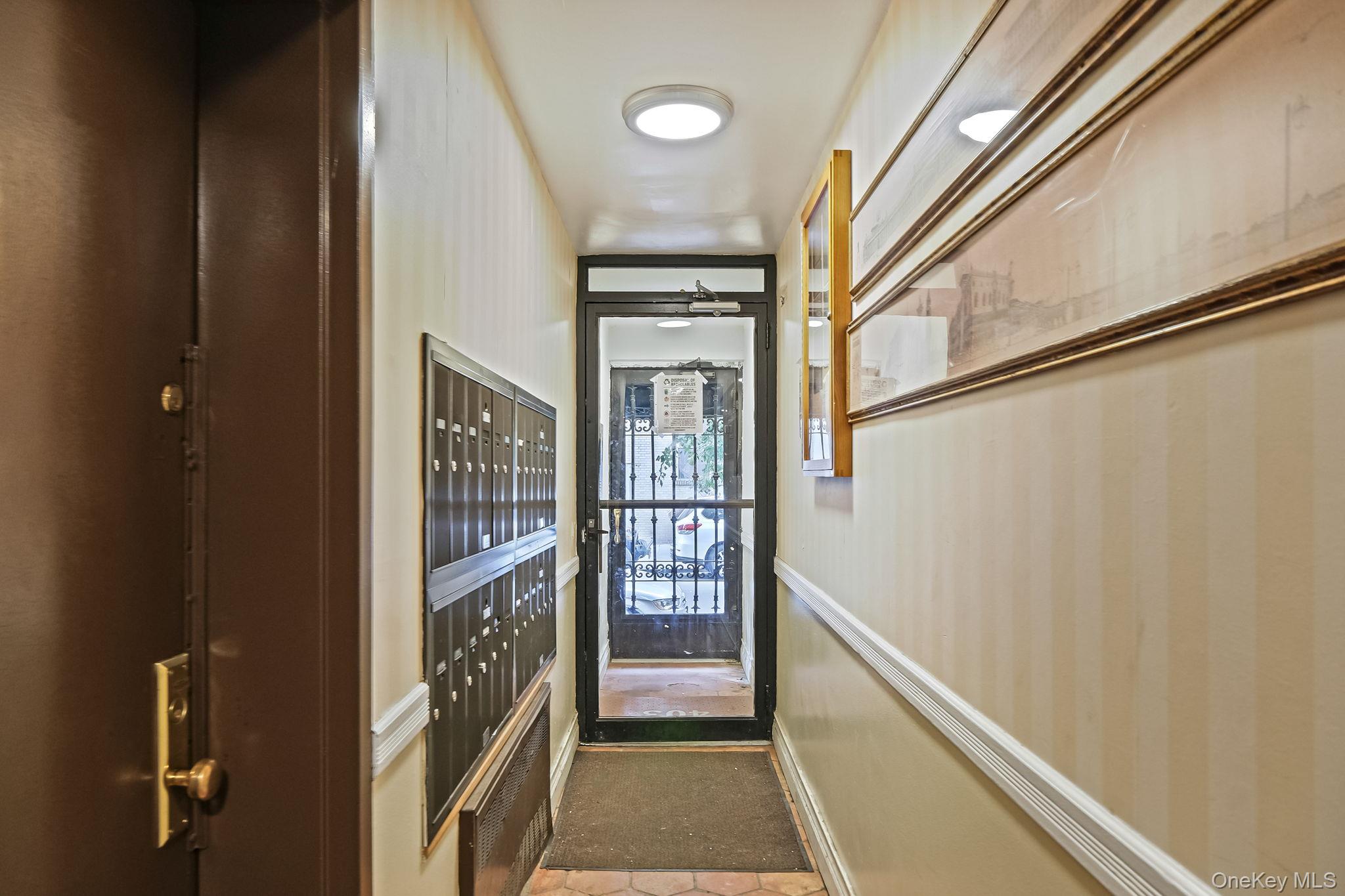 #19 photo, 403 E 87th Street, マンハッタン New York (Manhattan) , NY 10128