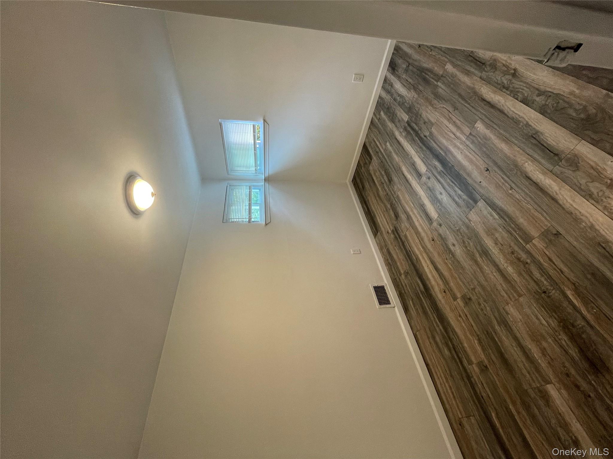 #9 photo, 173 Sugarwood Lane, サフォーク郡 Central Islip , NY 11722