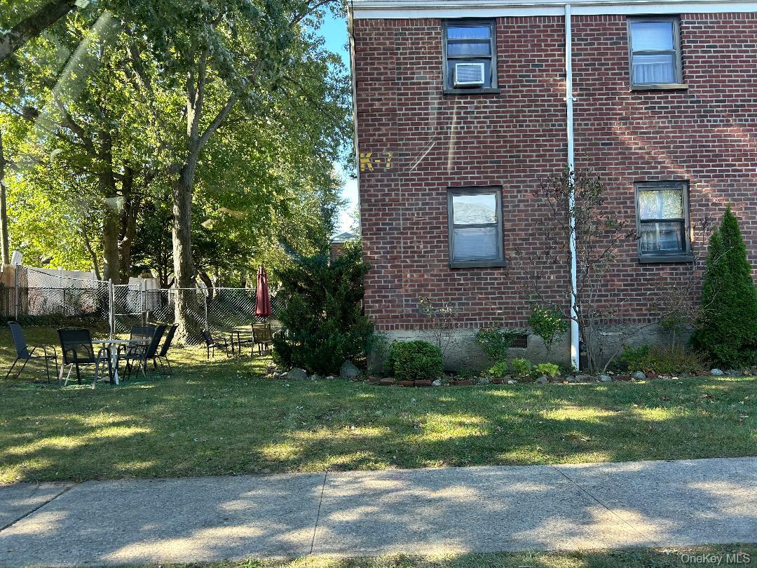 #17 photo, 17-84 166, クイーンズ区 Whitestone , NY 11357