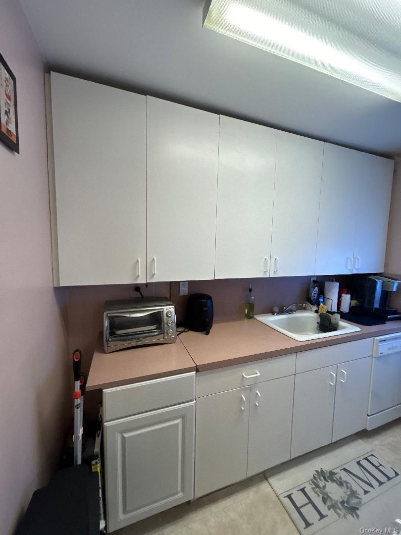 #4 photo, 17-84 166, クイーンズ区 Whitestone , NY 11357