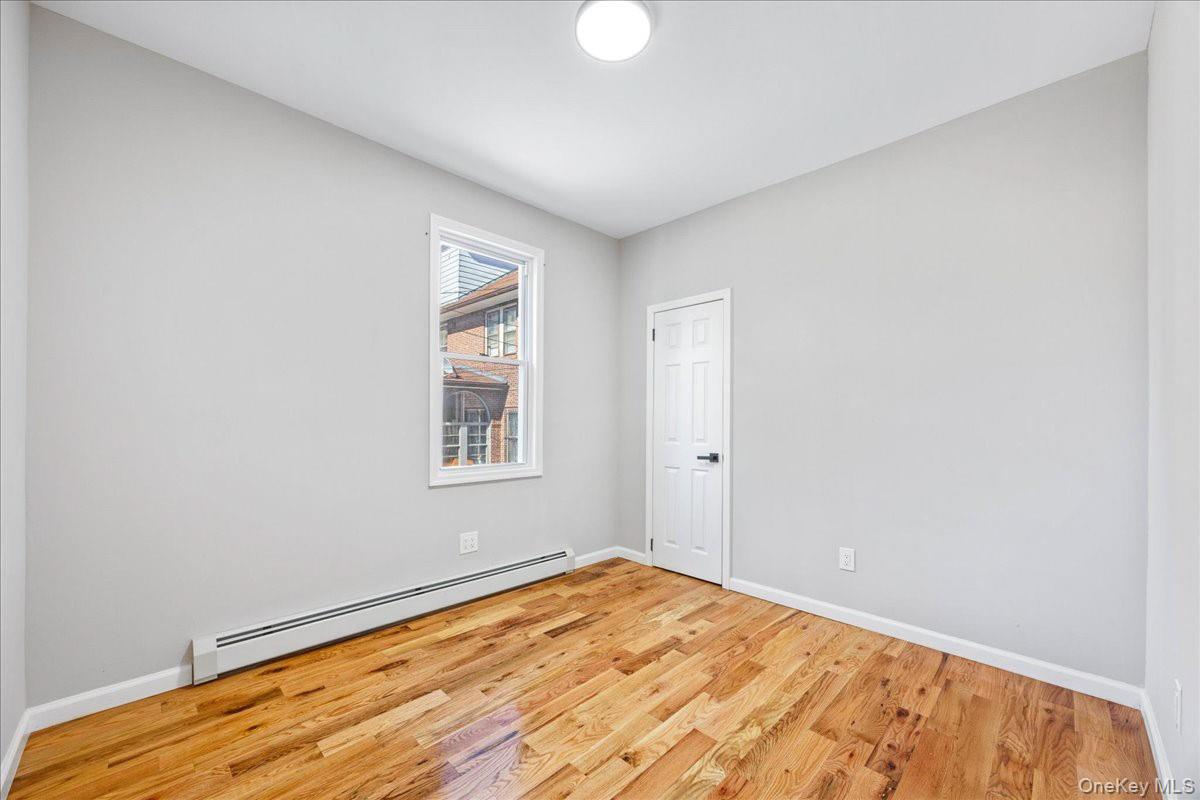 #11 photo, 19 Webster Avenue, スタテンアイランド Staten Island , NY 10301