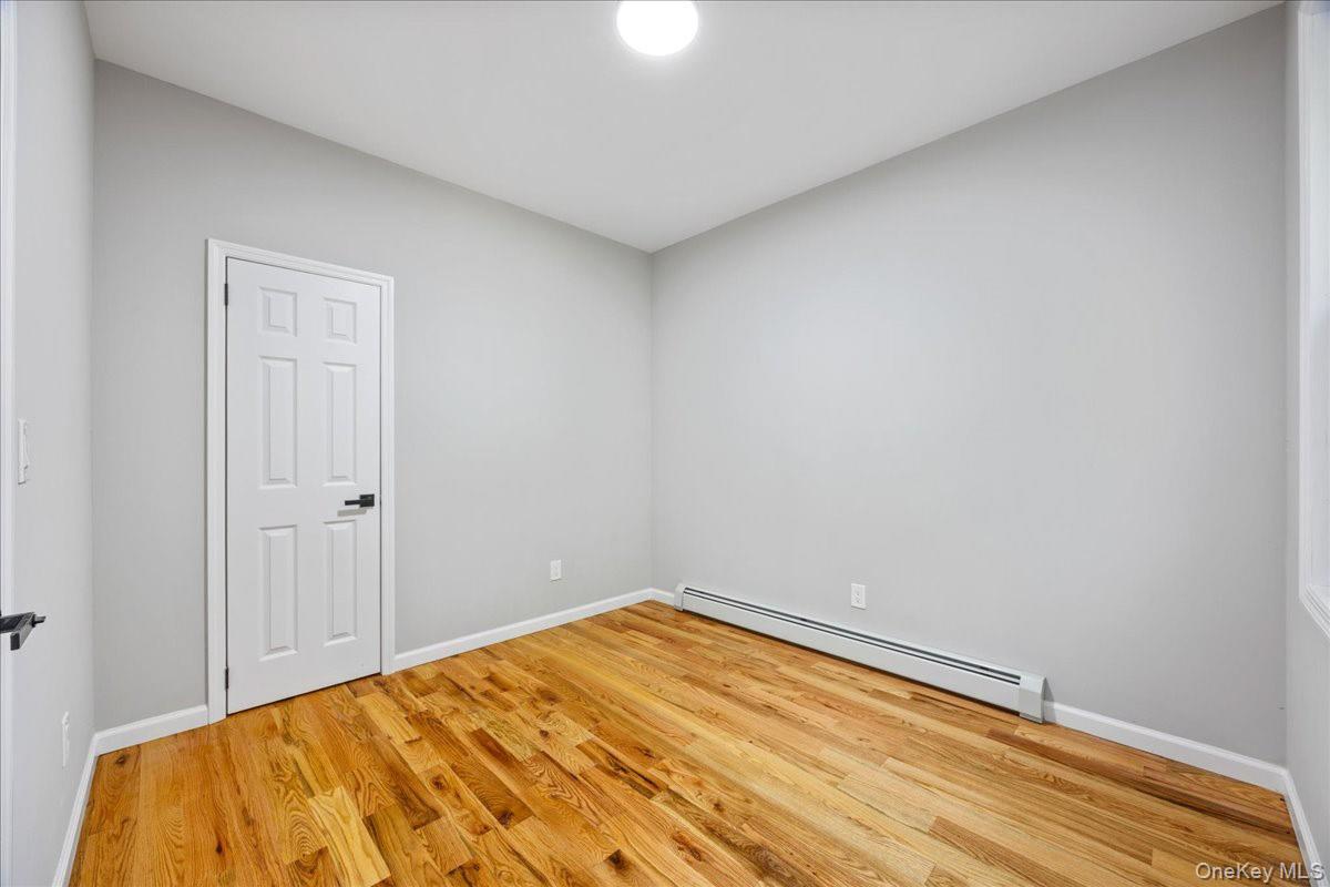 #14 photo, 19 Webster Avenue, スタテンアイランド Staten Island , NY 10301