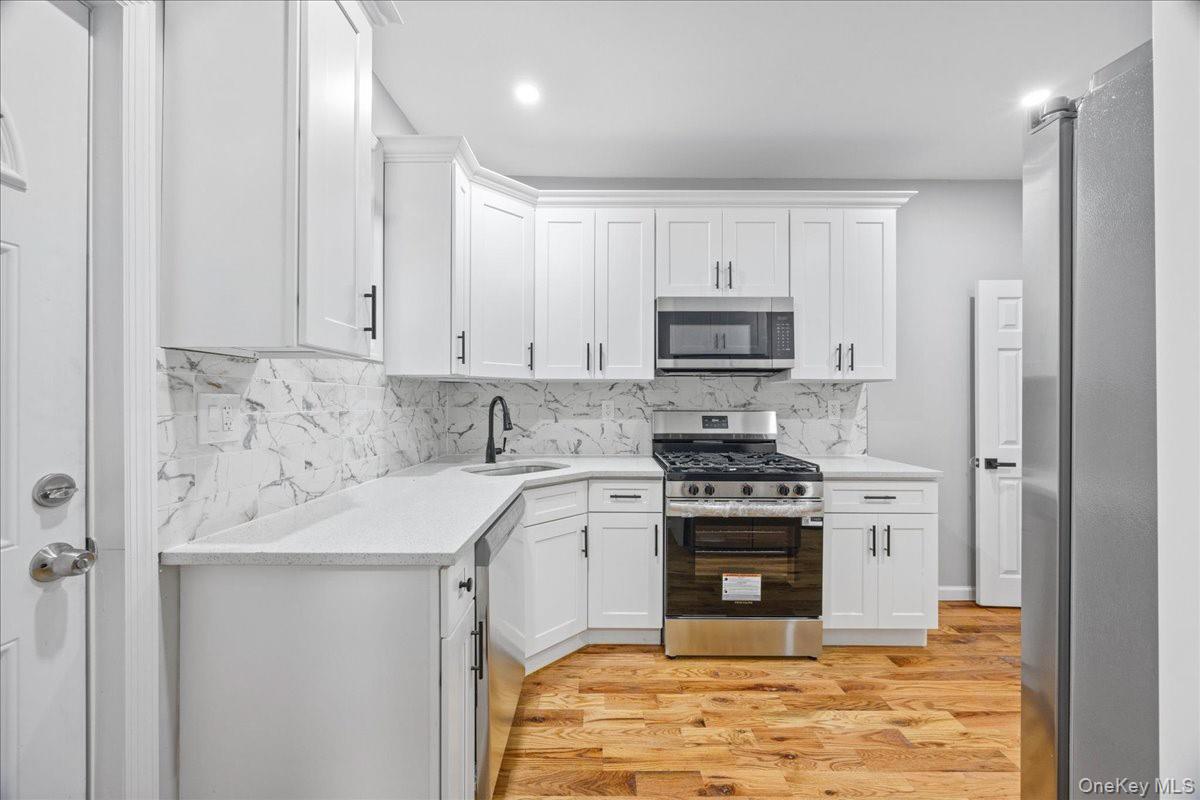 #16 photo, 19 Webster Avenue, スタテンアイランド Staten Island , NY 10301