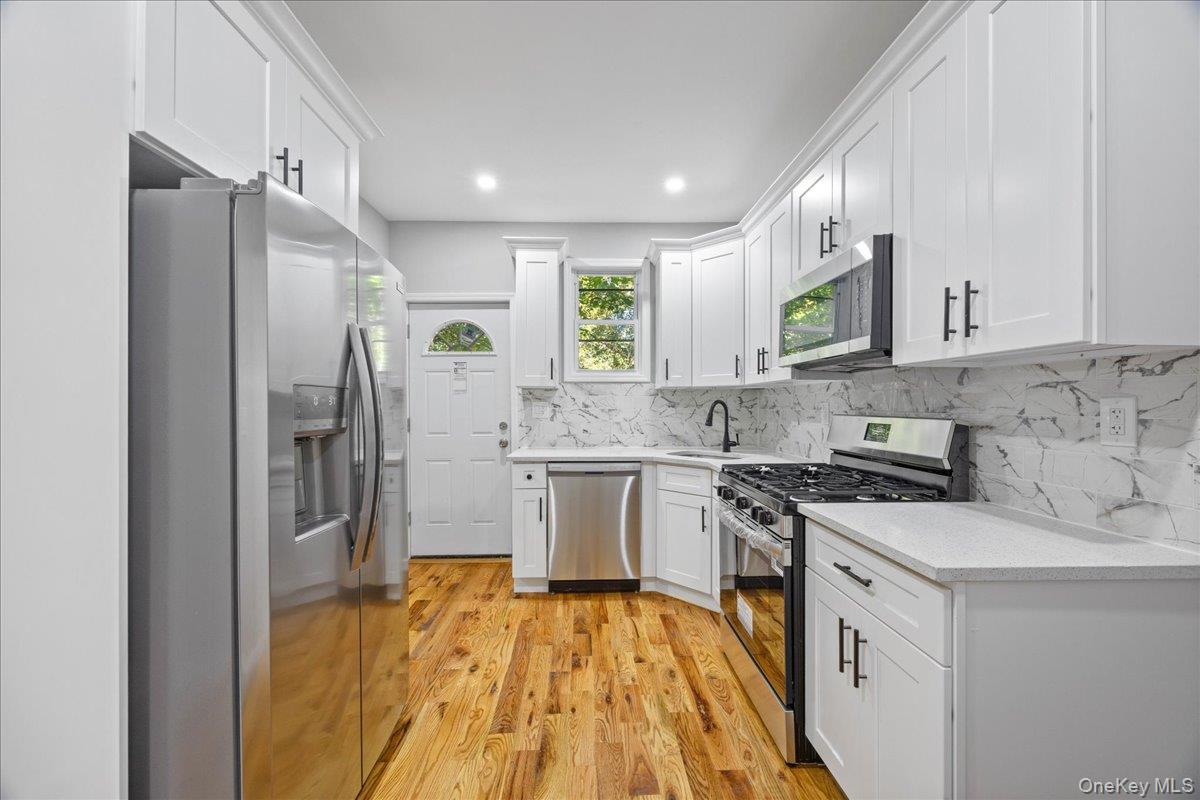 #2 photo, 19 Webster Avenue, スタテンアイランド Staten Island , NY 10301