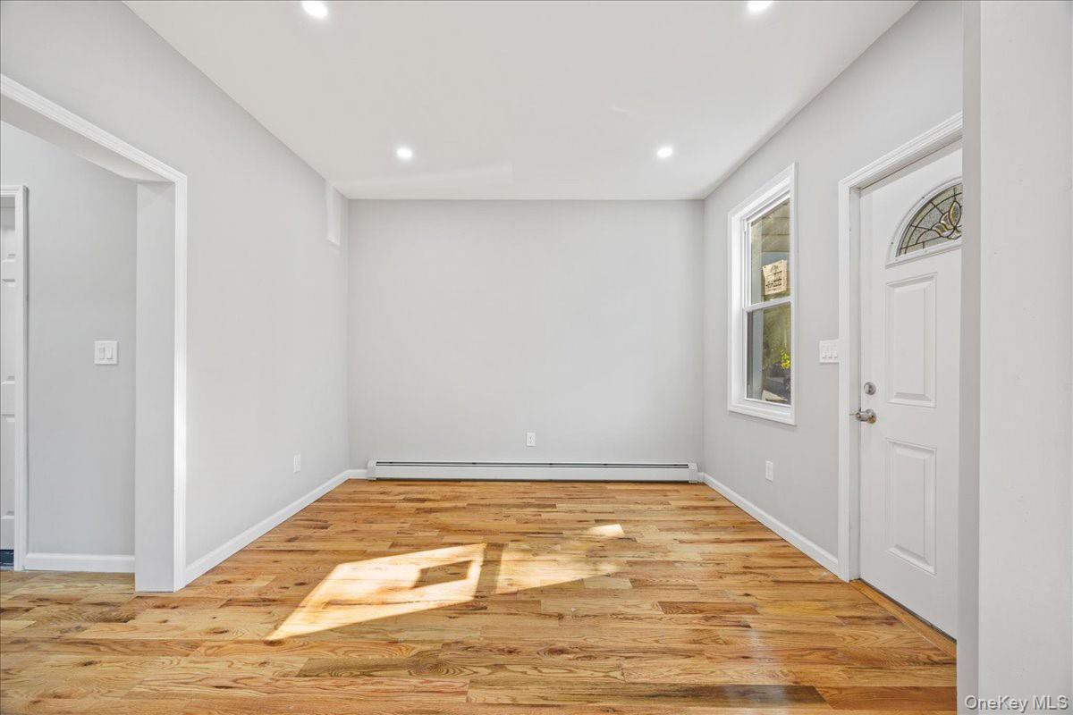 #8 photo, 19 Webster Avenue, スタテンアイランド Staten Island , NY 10301