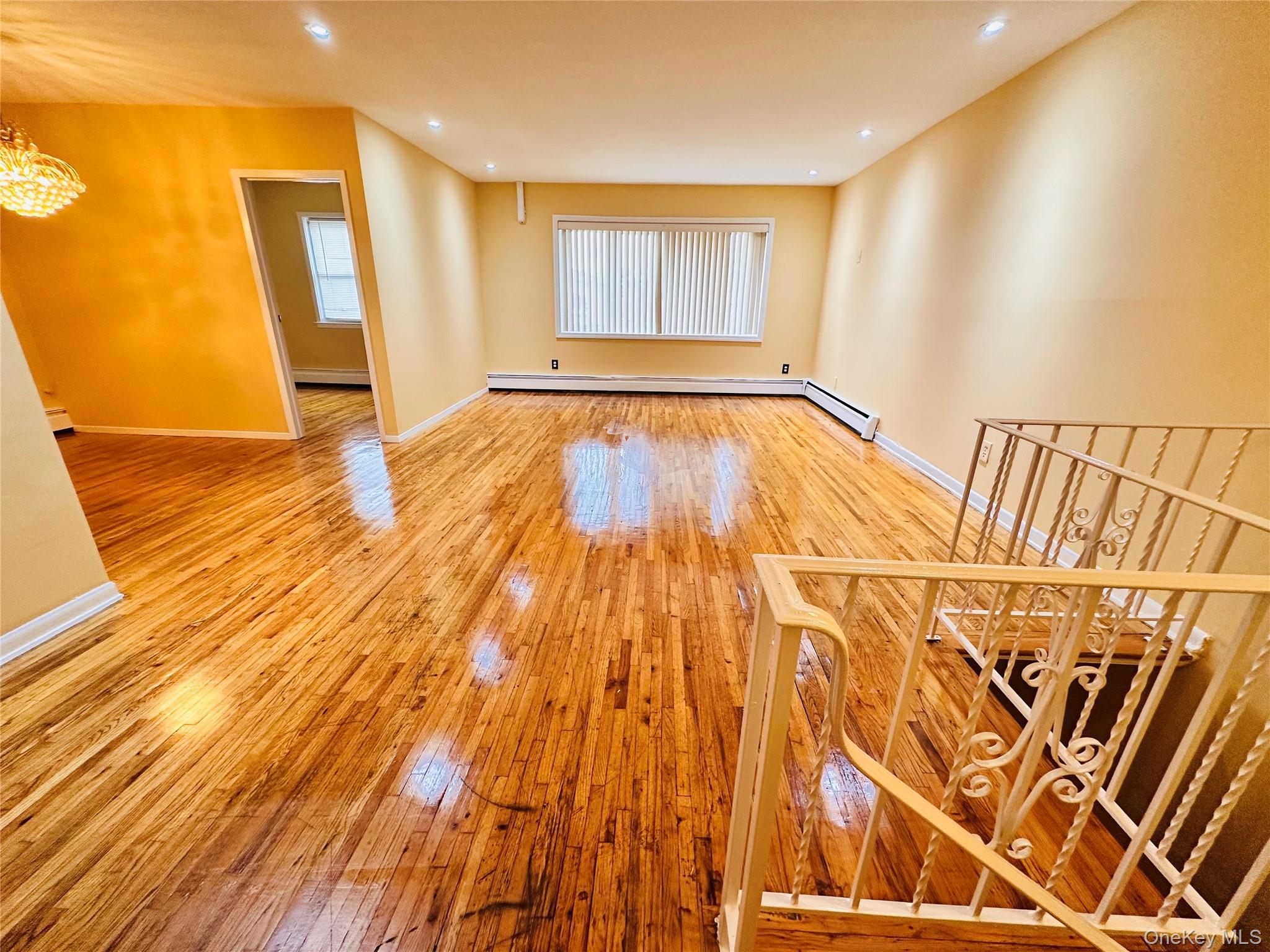 #8 photo, 15006 35th Avenue, クイーンズ区 Flushing , NY 11354