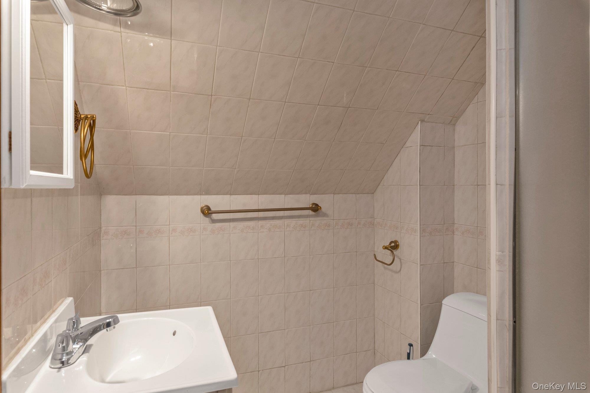 #14 photo, 120-51 234th Street, Cambria Heights , NY 11411