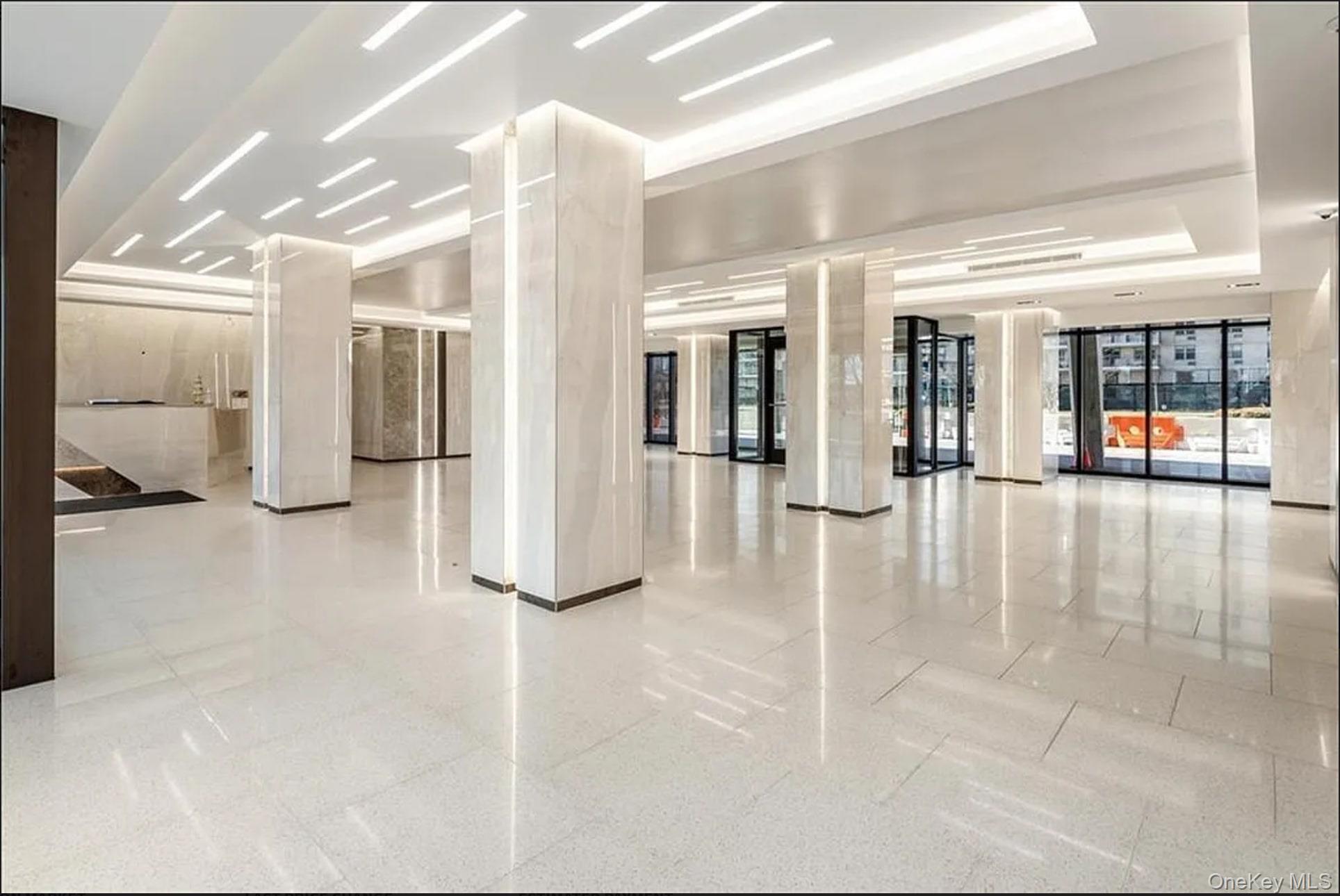 #7 photo, 501 Surf Avenue, ブルックリン区 Brooklyn , NY 11224