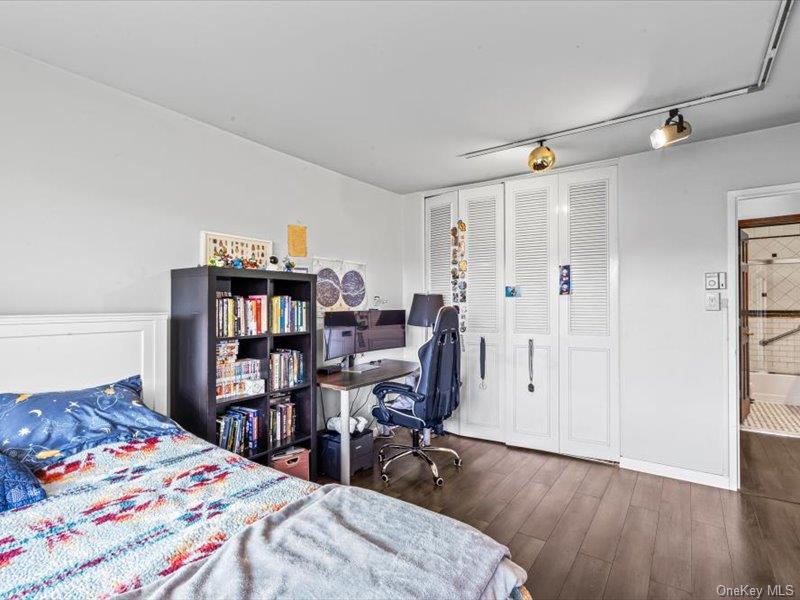 #19 photo, 18-15 215th Street, Bayside , NY 11360