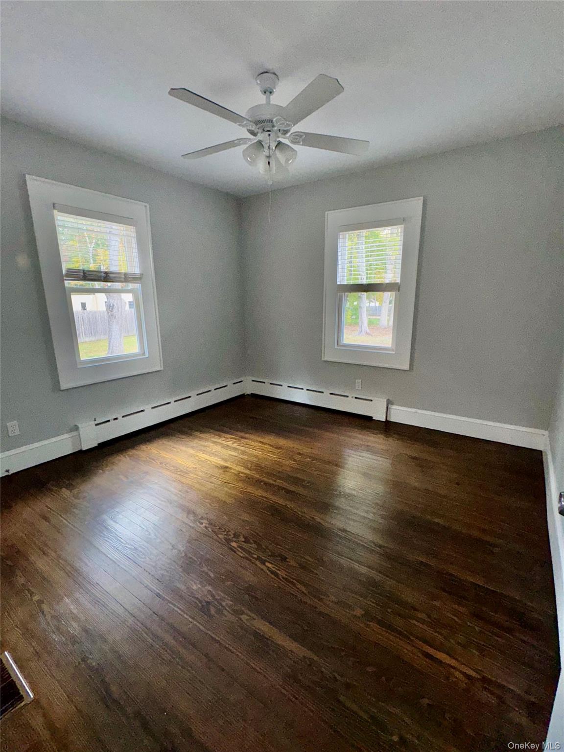 #13 photo, 124 Mount Sinai Coram Road, サフォーク郡 Coram , NY 11727