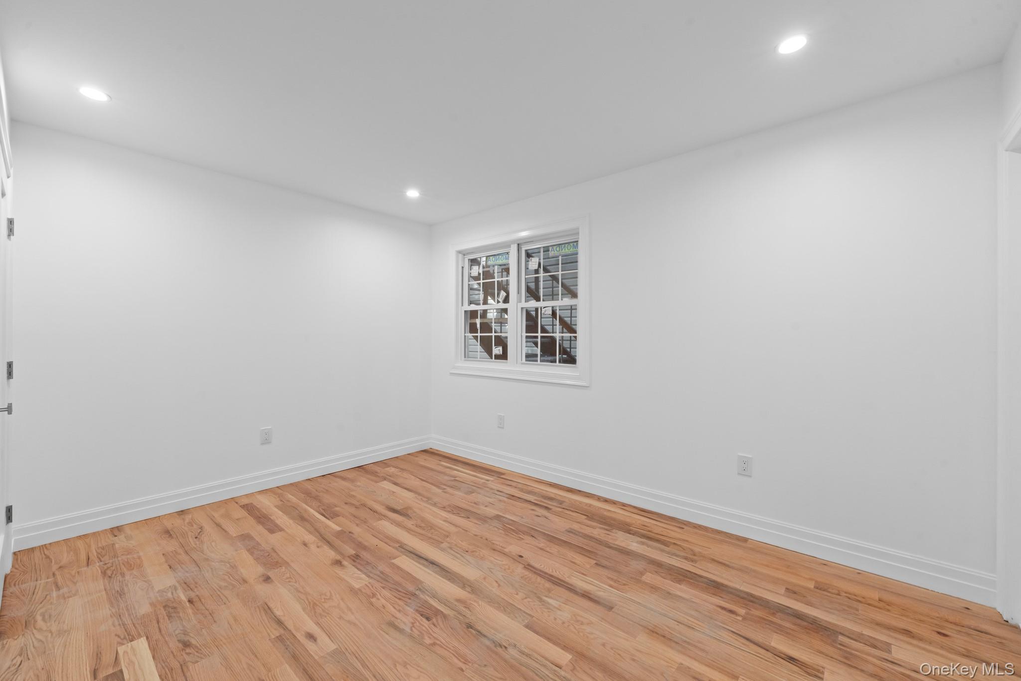 #18 photo, 2118 Quimby Avenue, ブロンクス区 Bronx , NY 10473