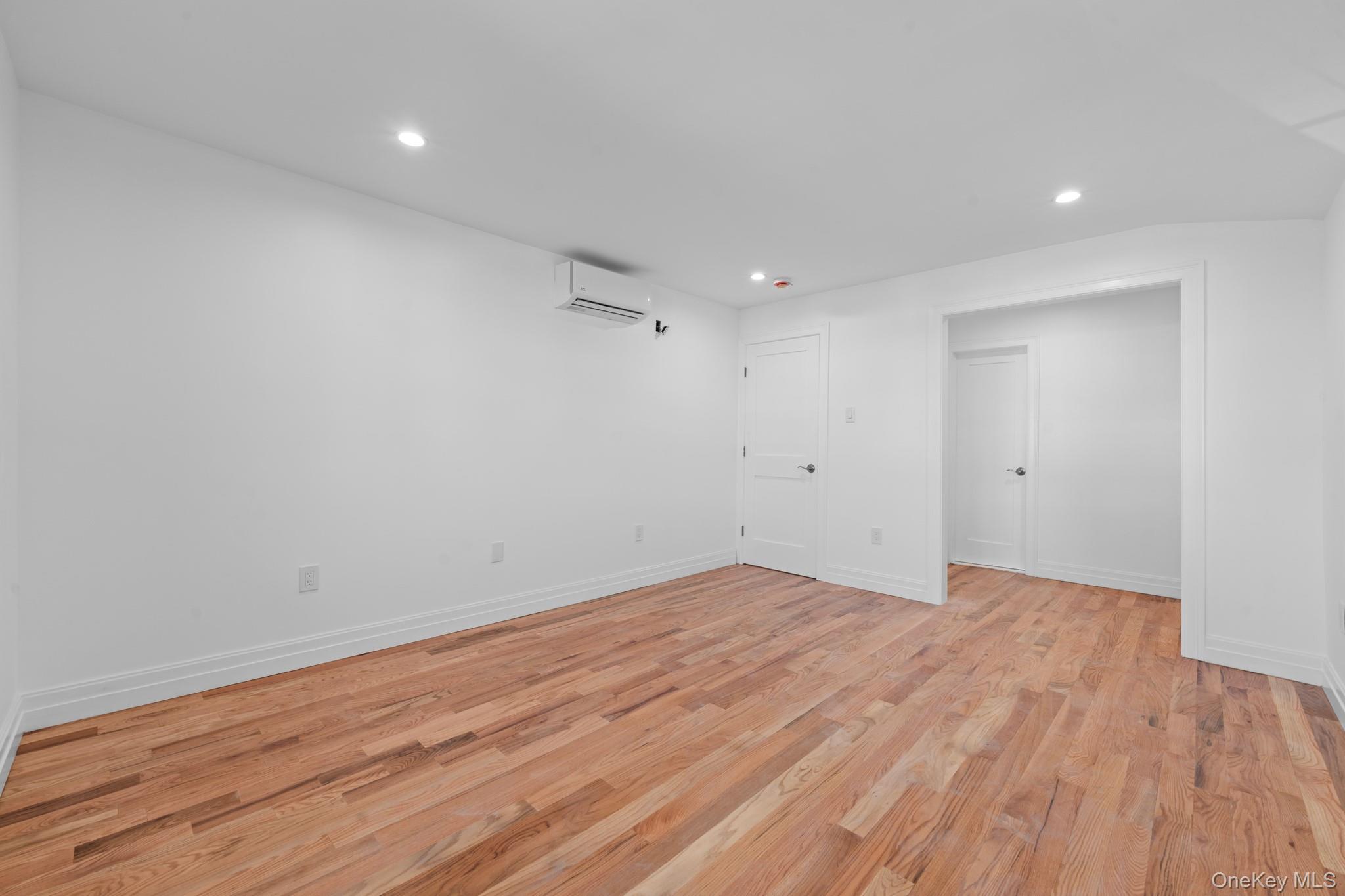 #7 photo, 2118 Quimby Avenue, ブロンクス区 Bronx , NY 10473