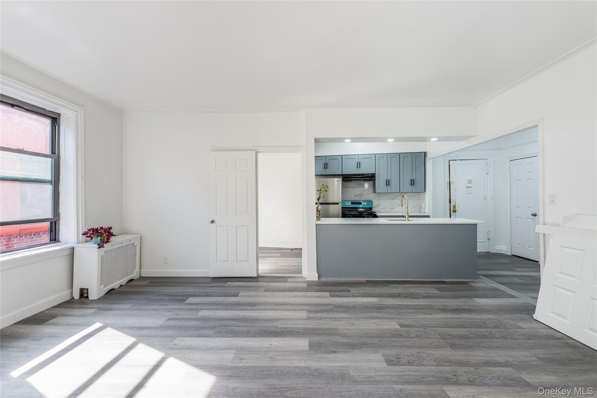 #6 photo, 136-05 Sanford Avenue, Flushing , NY 11355