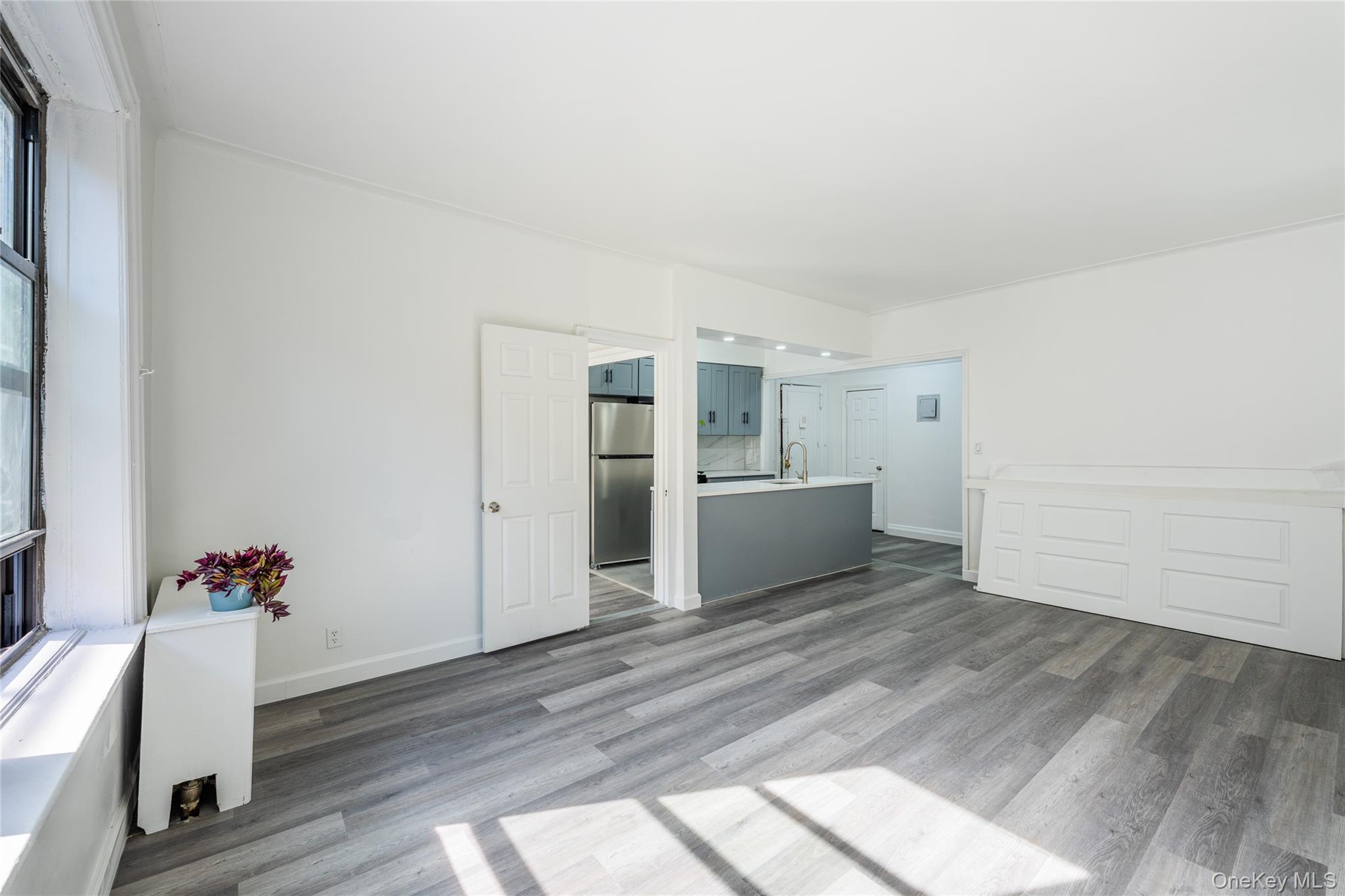 #7 photo, 136-05 Sanford Avenue, Flushing , NY 11355