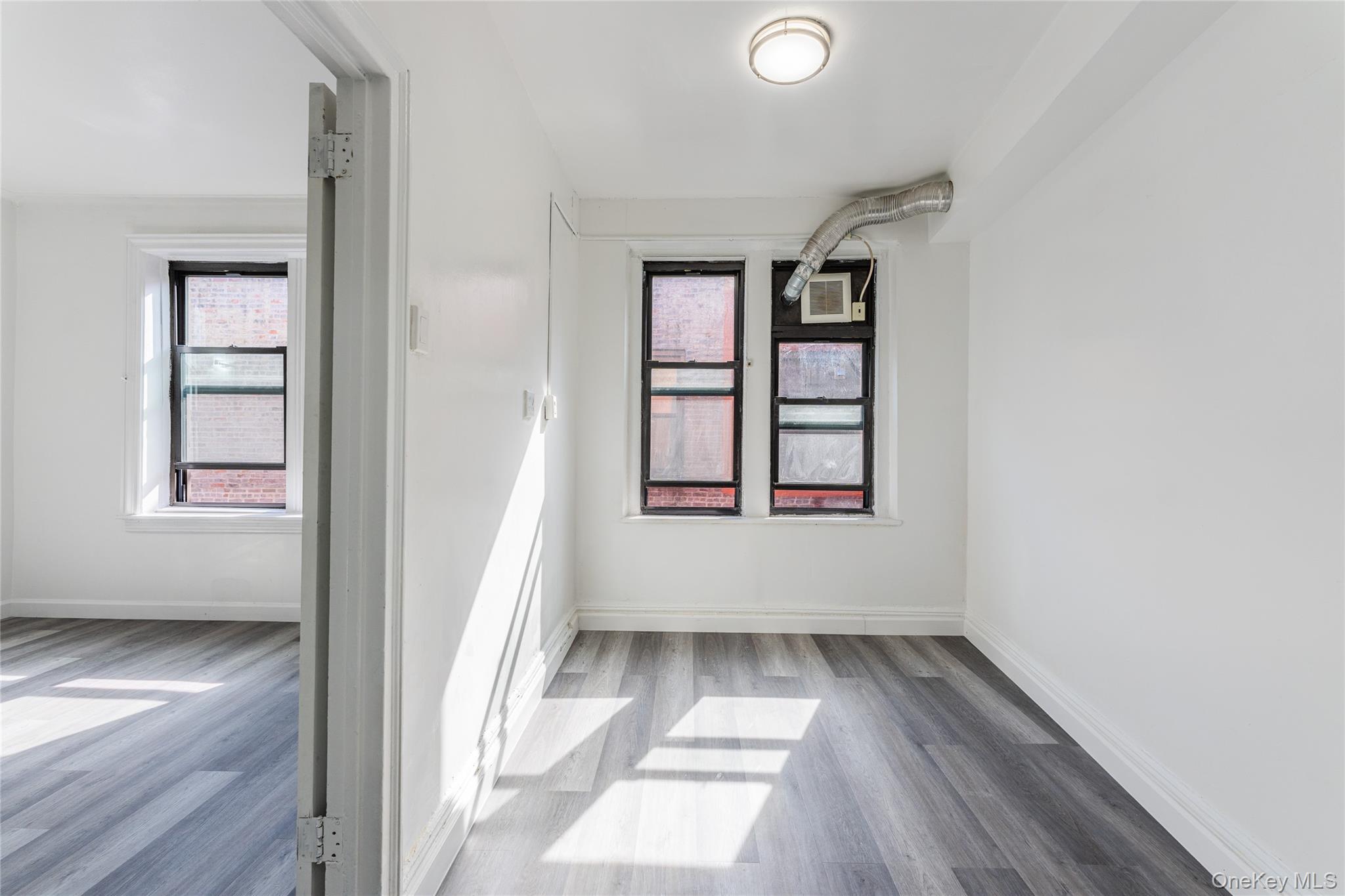 #8 photo, 136-05 Sanford Avenue, Flushing , NY 11355