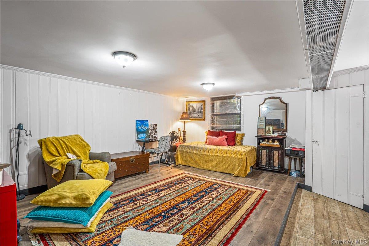 #11 photo, 13928 Pershing Crescent, Jamaica , NY 11435