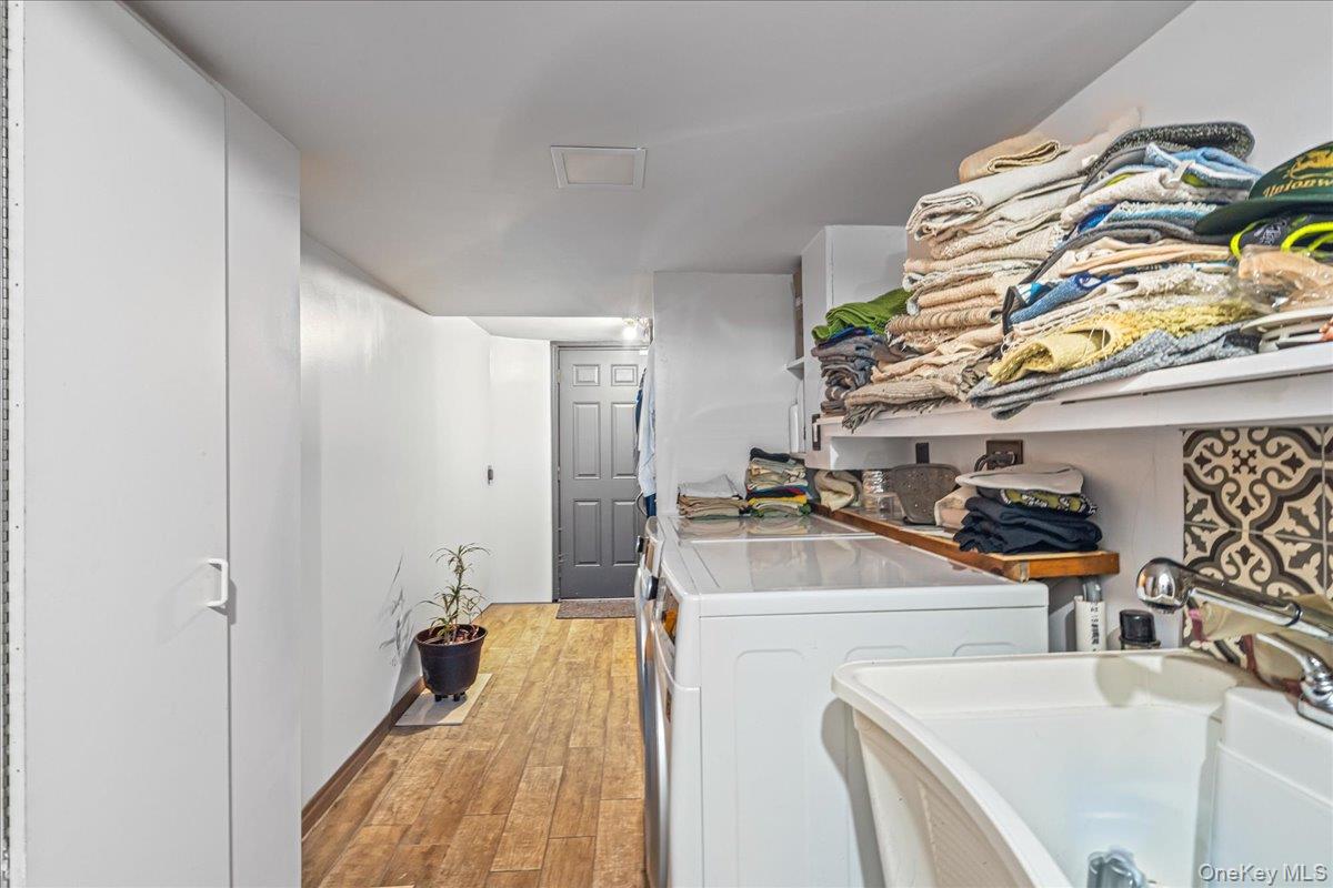 #13 photo, 13928 Pershing Crescent, Jamaica , NY 11435