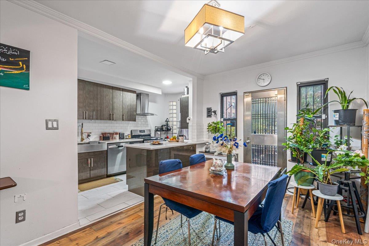 #7 photo, 13928 Pershing Crescent, Jamaica , NY 11435