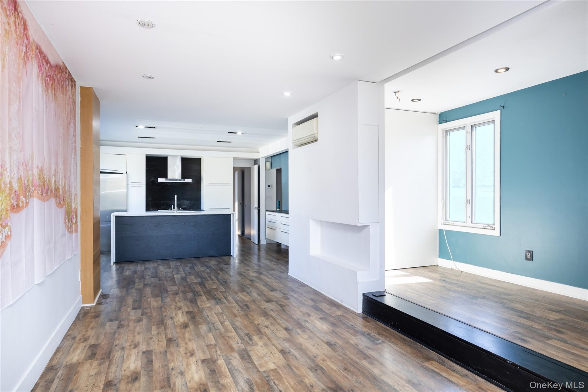 #4 photo, 9-01 127 Street, クイーンズ区 College Point , NY 11356