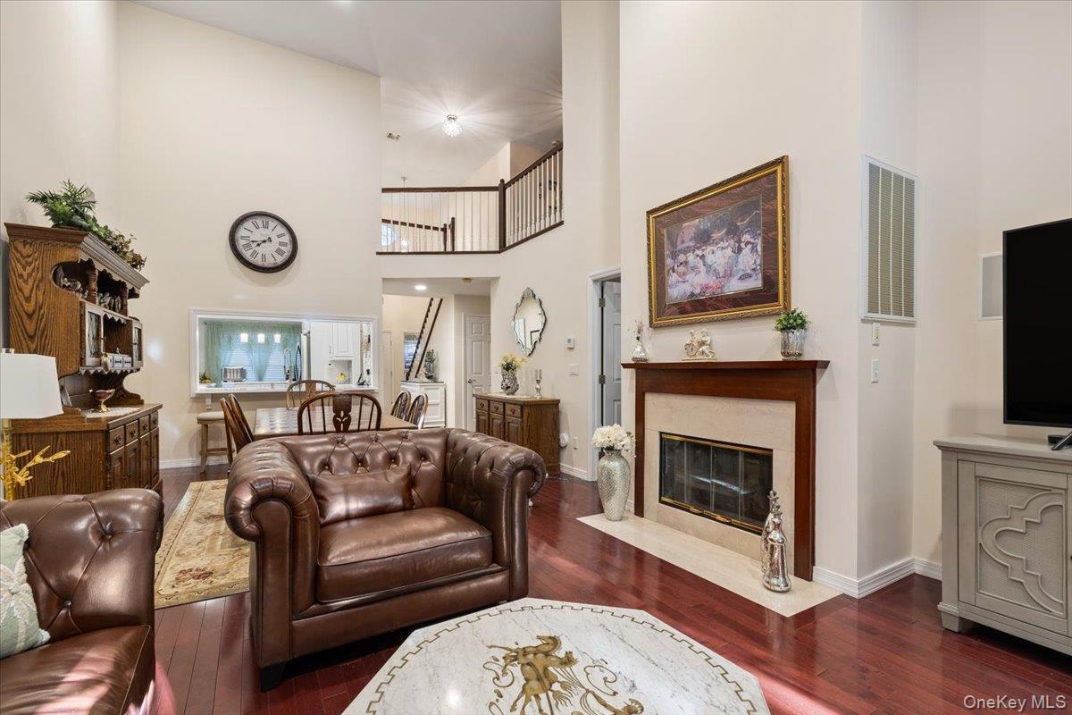 #15 photo, 8 Scarborough Drive, サフォーク郡 Smithtown , NY 11787