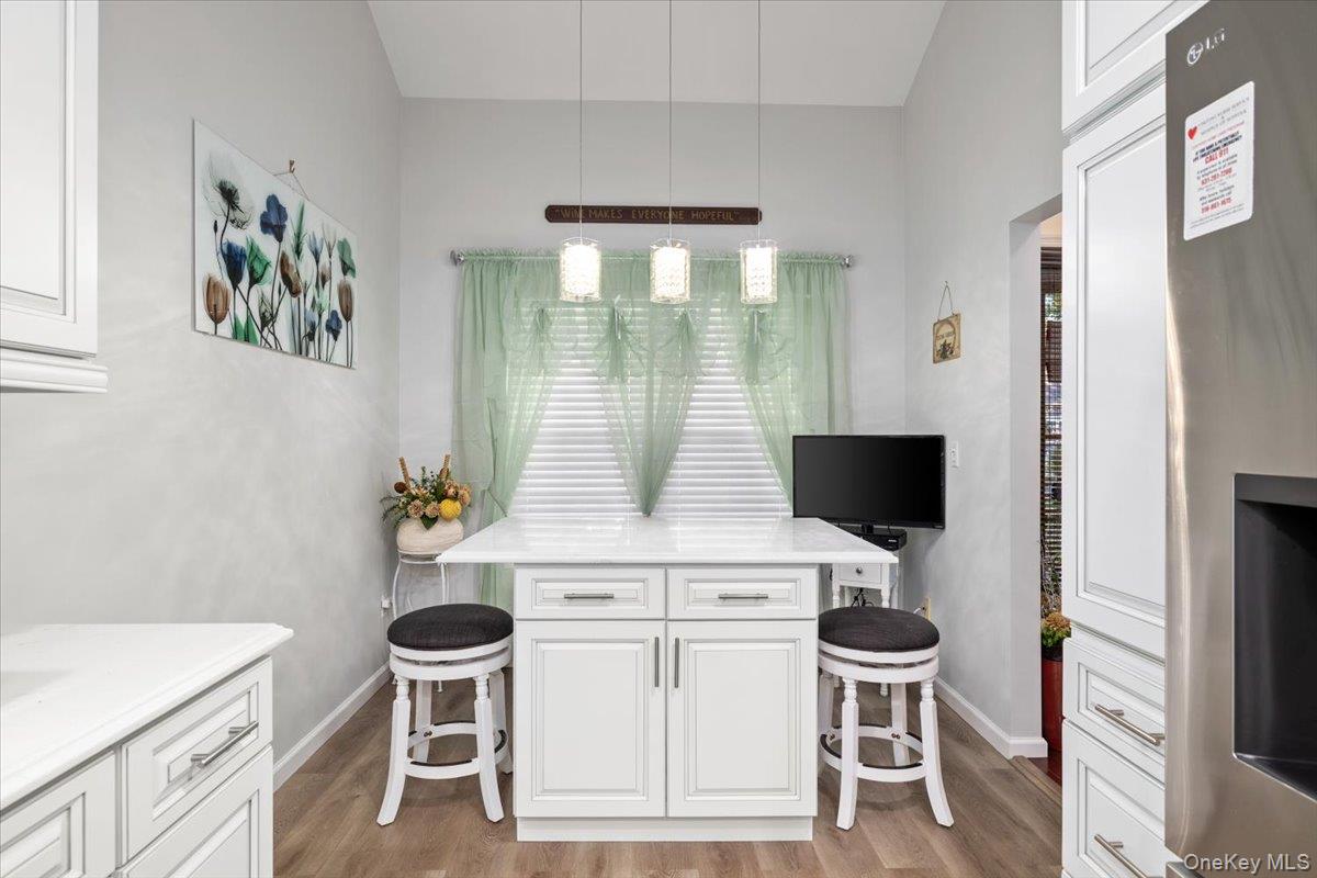 #5 photo, 8 Scarborough Drive, サフォーク郡 Smithtown , NY 11787