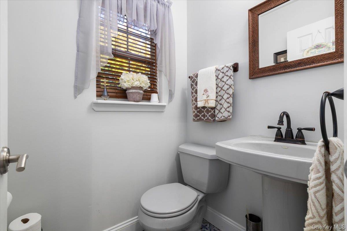 #9 photo, 8 Scarborough Drive, サフォーク郡 Smithtown , NY 11787