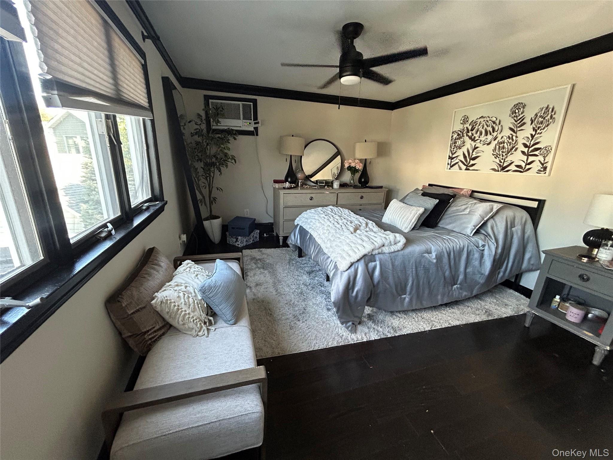 #12 photo, 6 Charles Place, Bayville , NY 11709