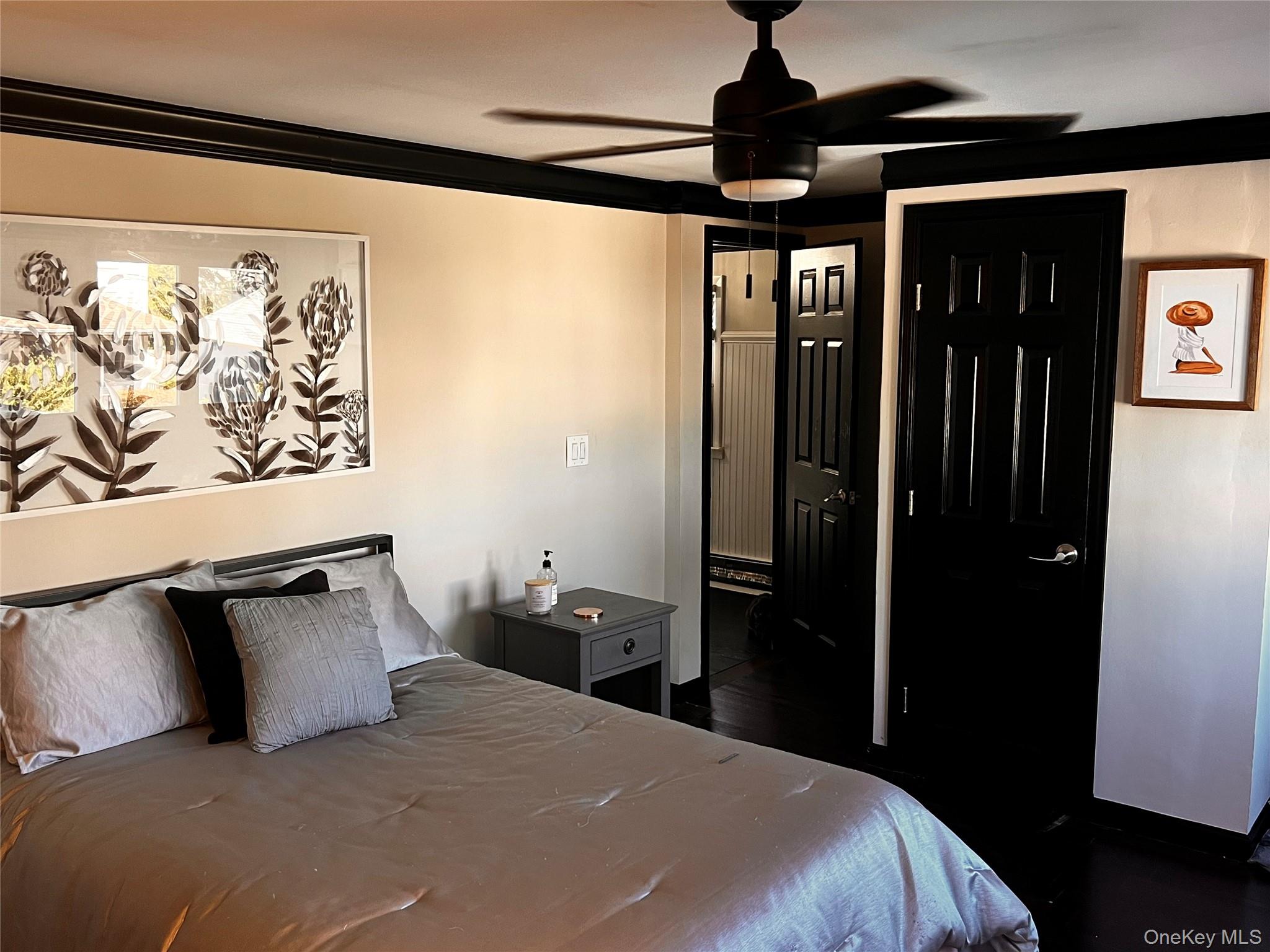 #13 photo, 6 Charles Place, Bayville , NY 11709