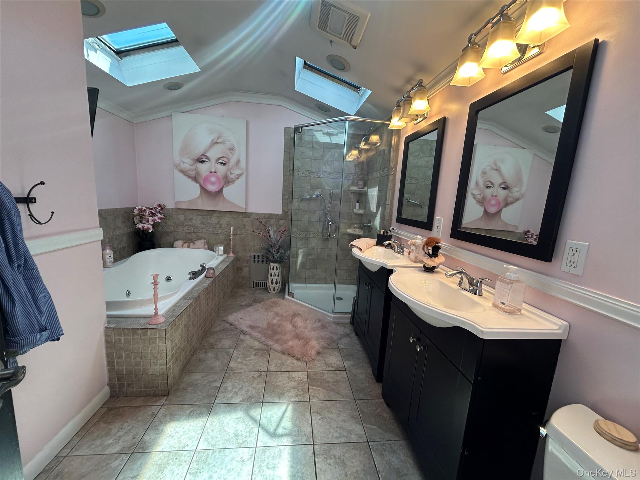 #15 photo, 6 Charles Place, Bayville , NY 11709