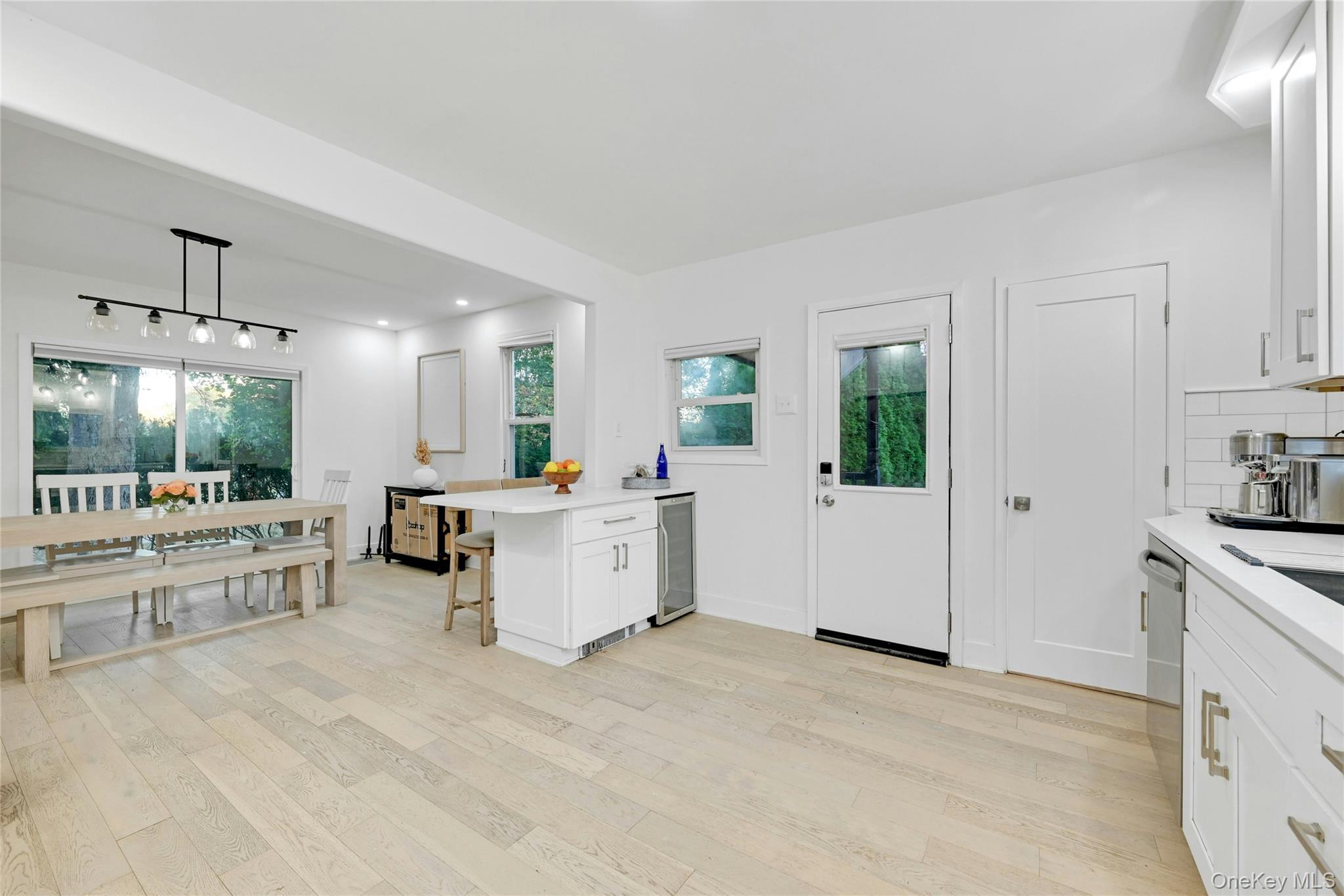 #13 photo, 12 E Nauraushaun Avenue, Pearl River , NY 10965