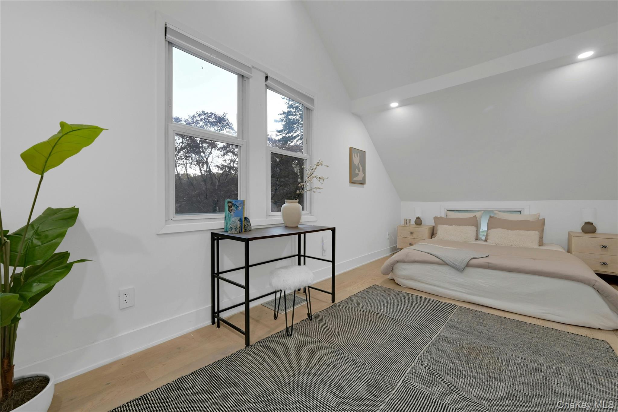 #15 photo, 12 E Nauraushaun Avenue, Pearl River , NY 10965