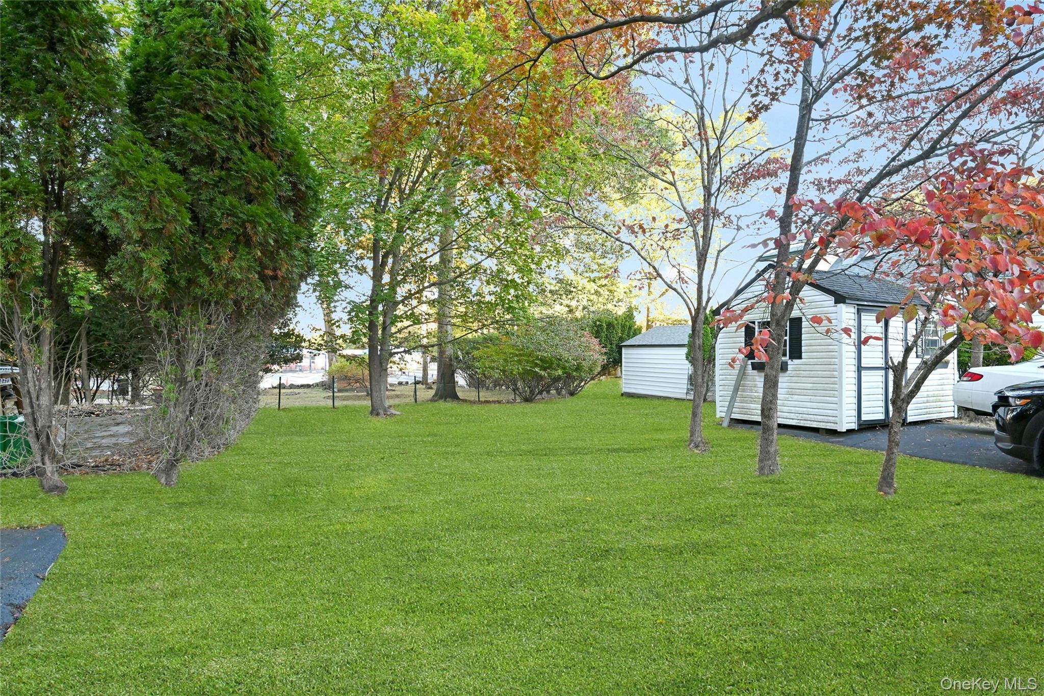 #20 photo, 12 E Nauraushaun Avenue, Pearl River , NY 10965