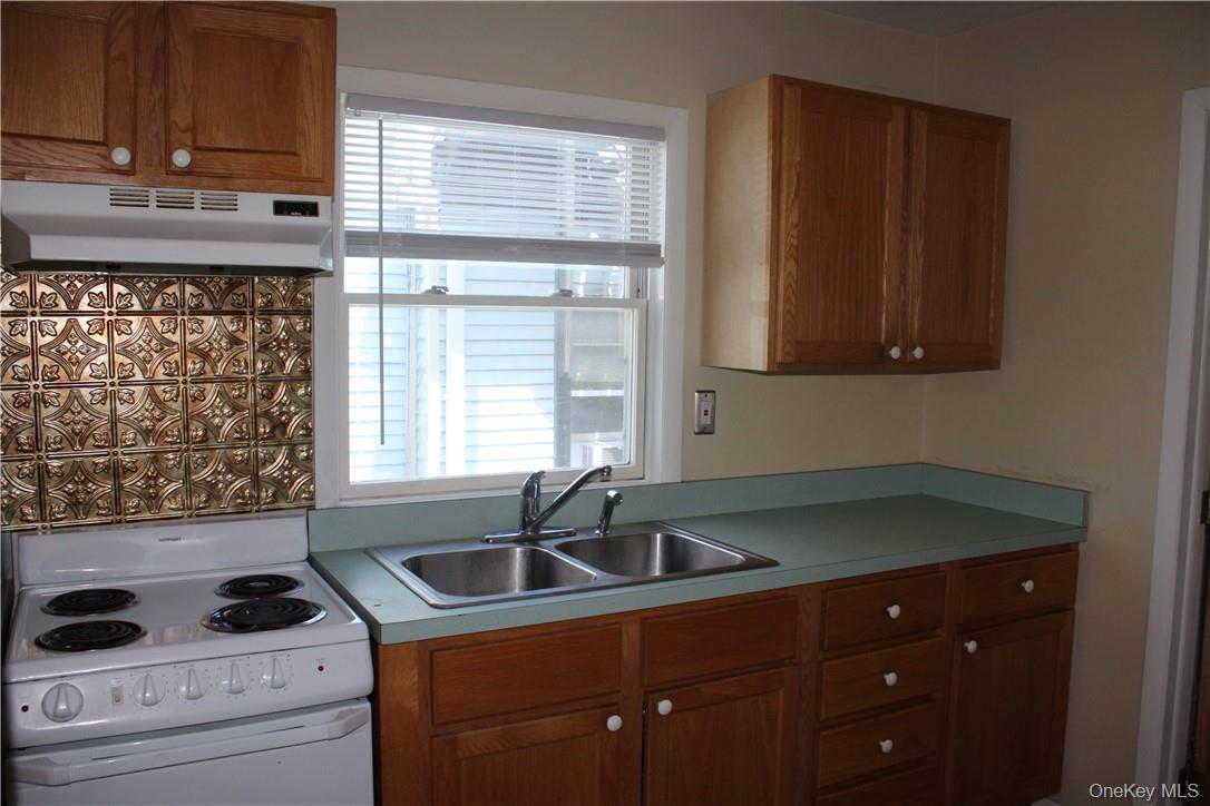 #6 photo, 69 Academy Street, Poughkeepsie , NY 12601