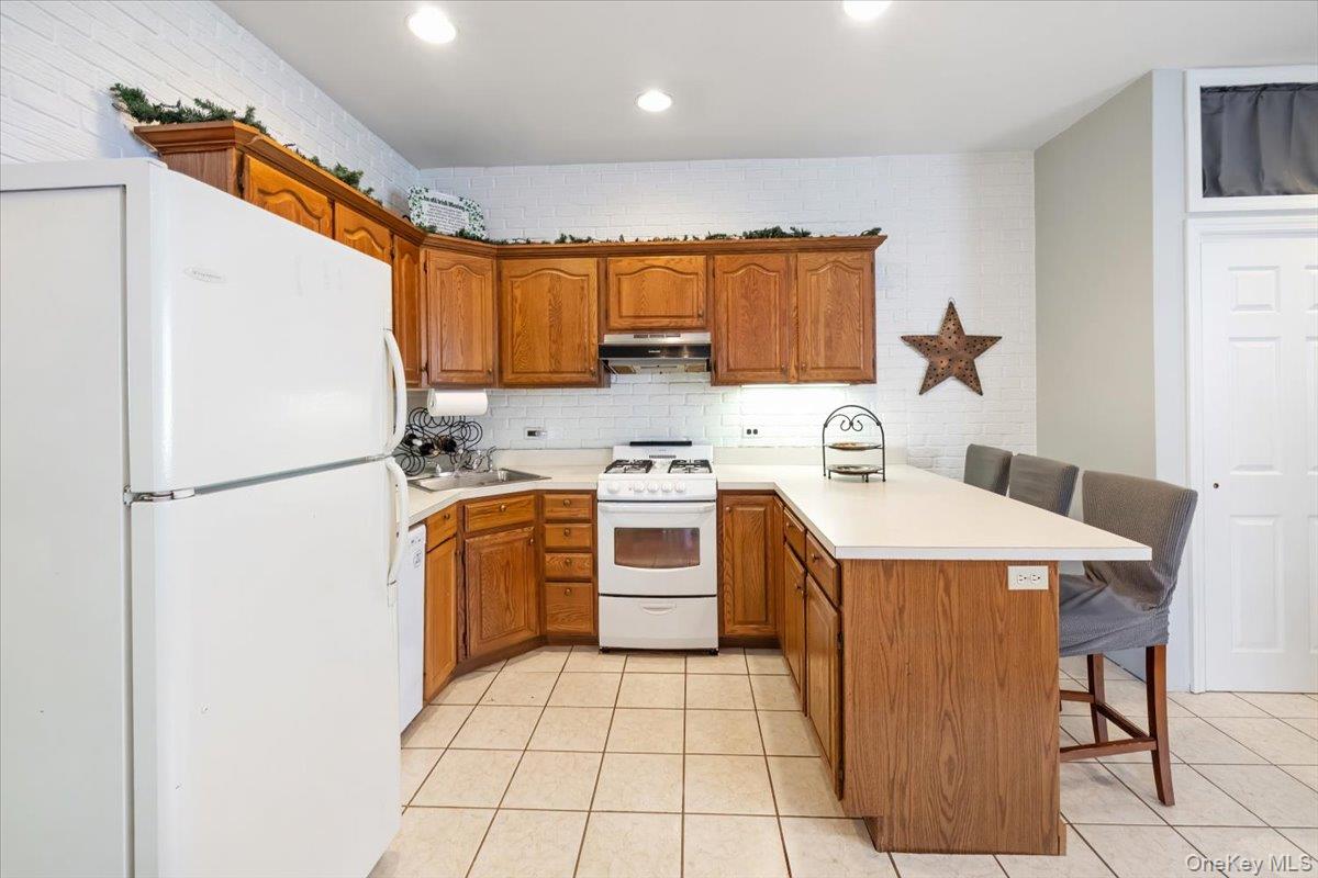 #10 photo, 21 Van Orden Avenue, Suffern , NY 10901