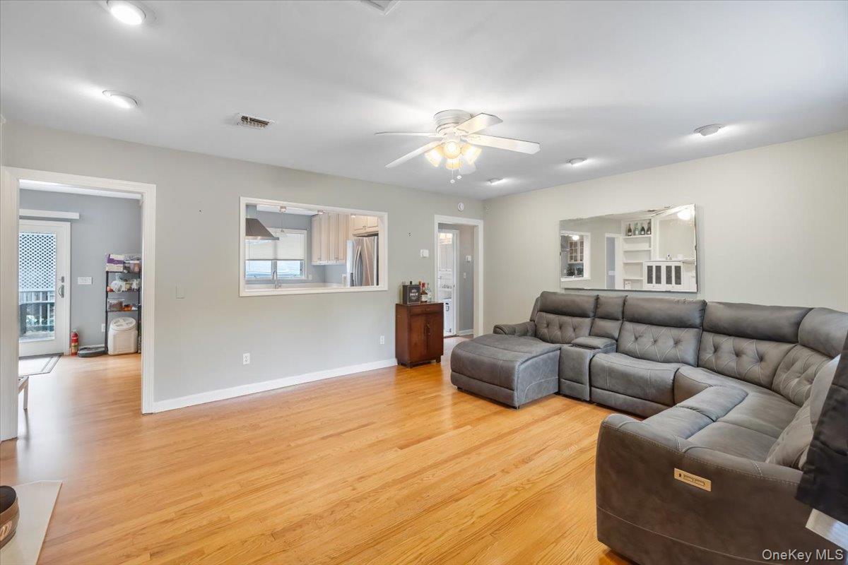 #6 photo, 21 Van Orden Avenue, Suffern , NY 10901