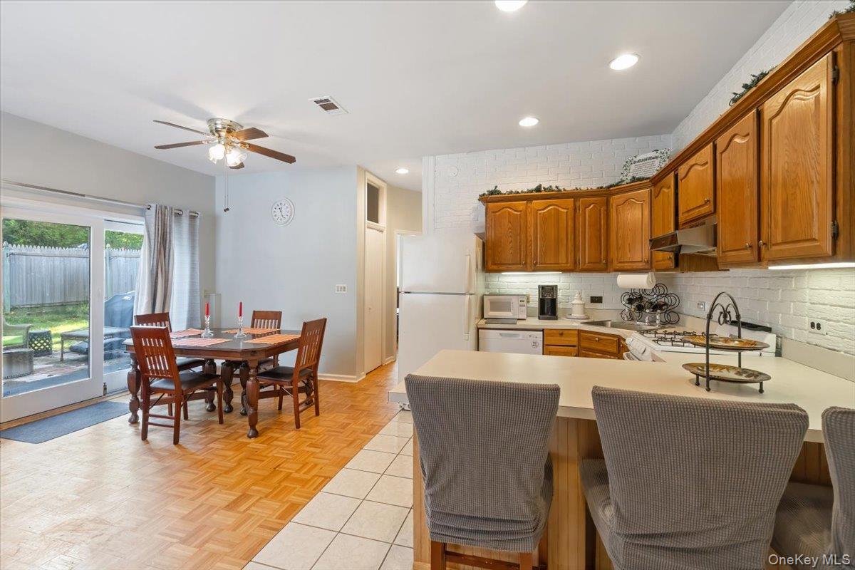 #7 photo, 21 Van Orden Avenue, Suffern , NY 10901