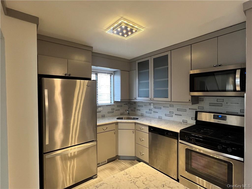 #6 photo, 475 Country Club Lane, Pomona , NY 10970