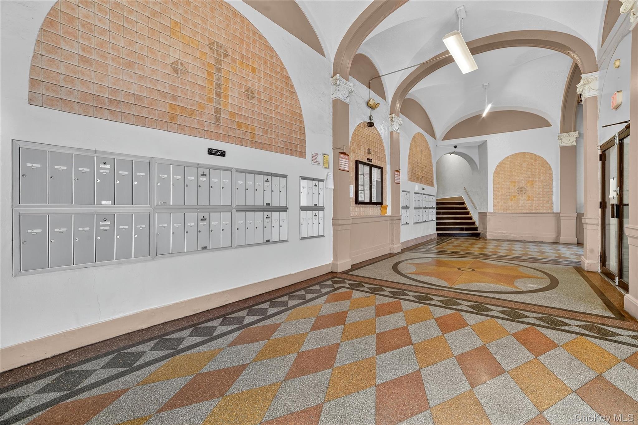 #4 photo, 941 Jerome Avenue, Bronx , NY 10452