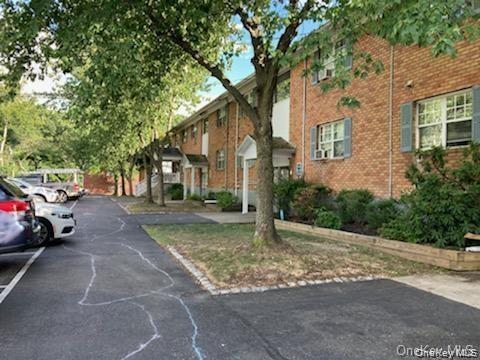 #2 photo, 502 Barclay Manor, Newburgh , NY 12550