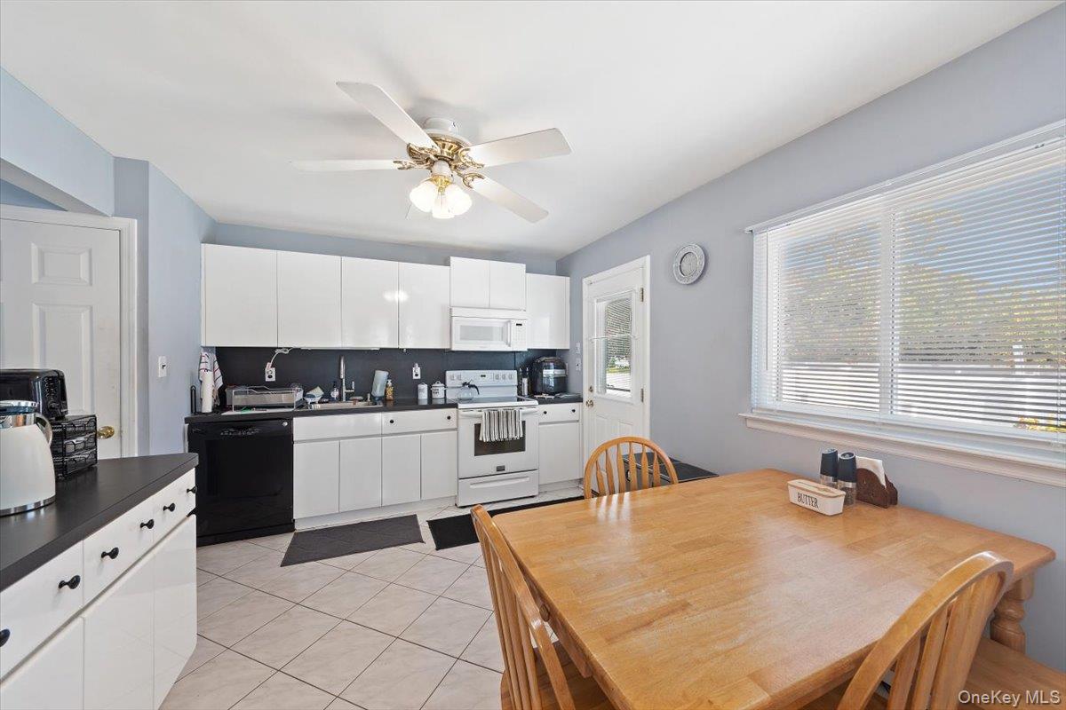 #17 photo, 2 Richard Place, サフォーク郡 Lake Ronkonkoma , NY 11779