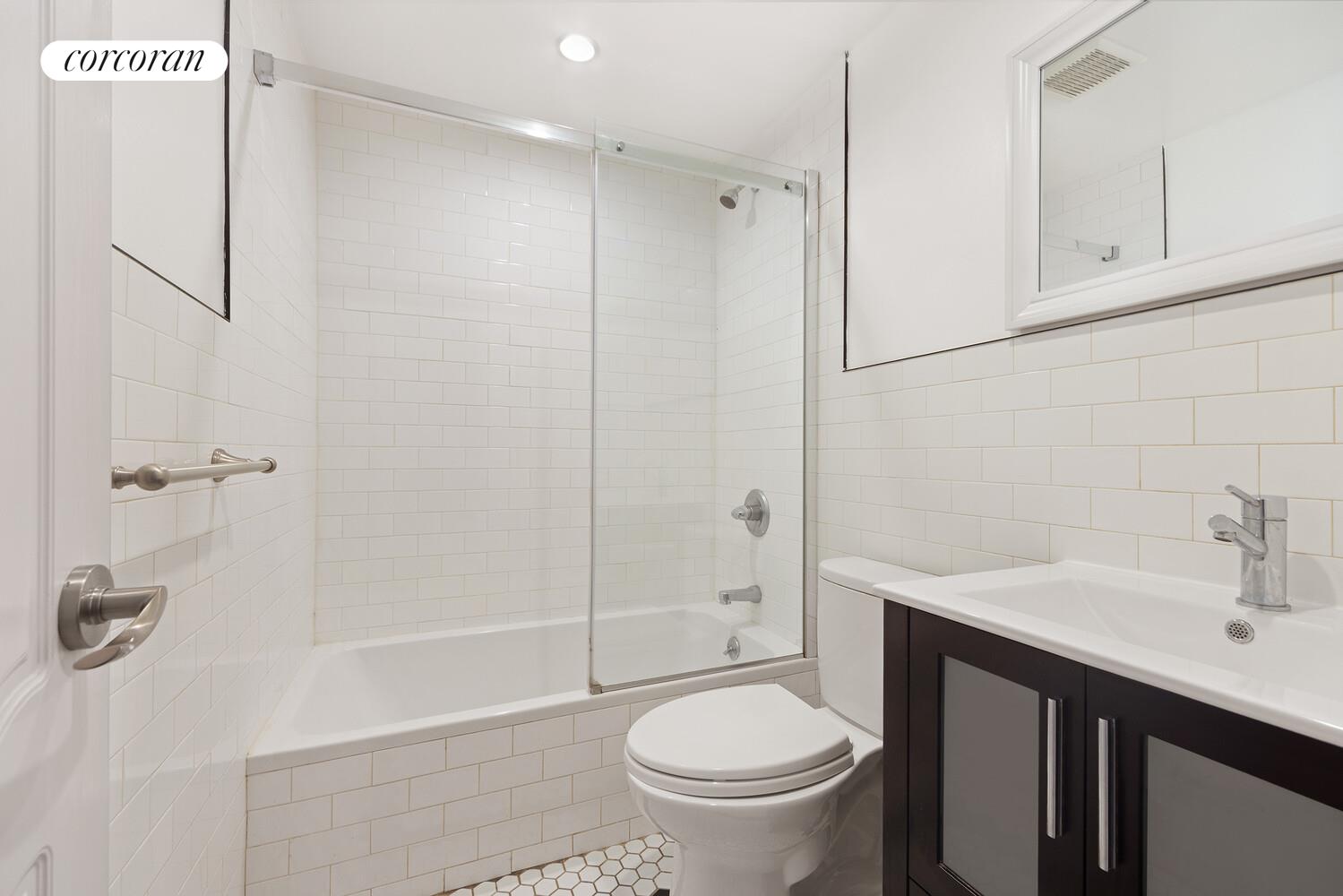 #5 photo, Brooklyn, ブルックリン区 Ocean Hill , NY 11233