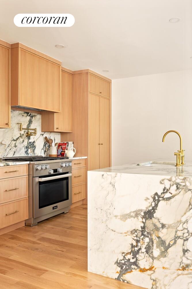 #9 photo, 47 MADISON Street, ブルックリン区 Bedford-Stuyvesant , NY 11238