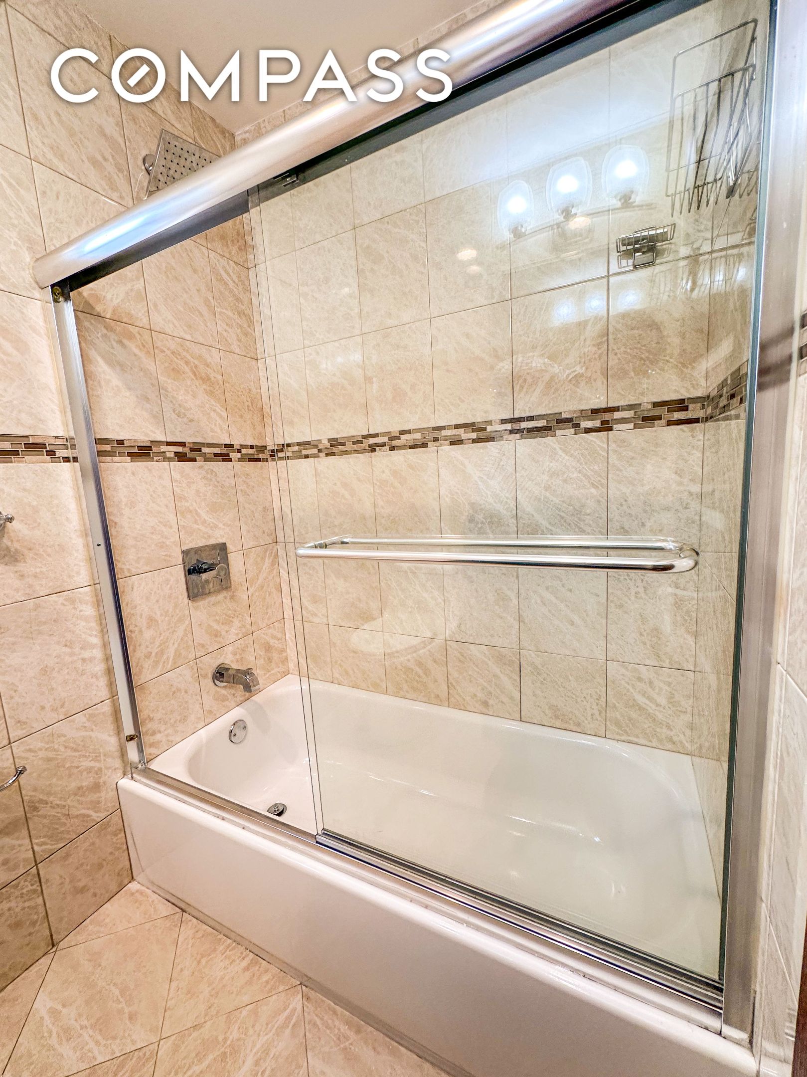 #4 photo, Beechhurst, クイーンズ区 Beechhurst , NY 11357