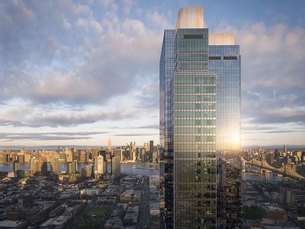 #6 photo, 3 COURT Square, Long Island City , NY 11101