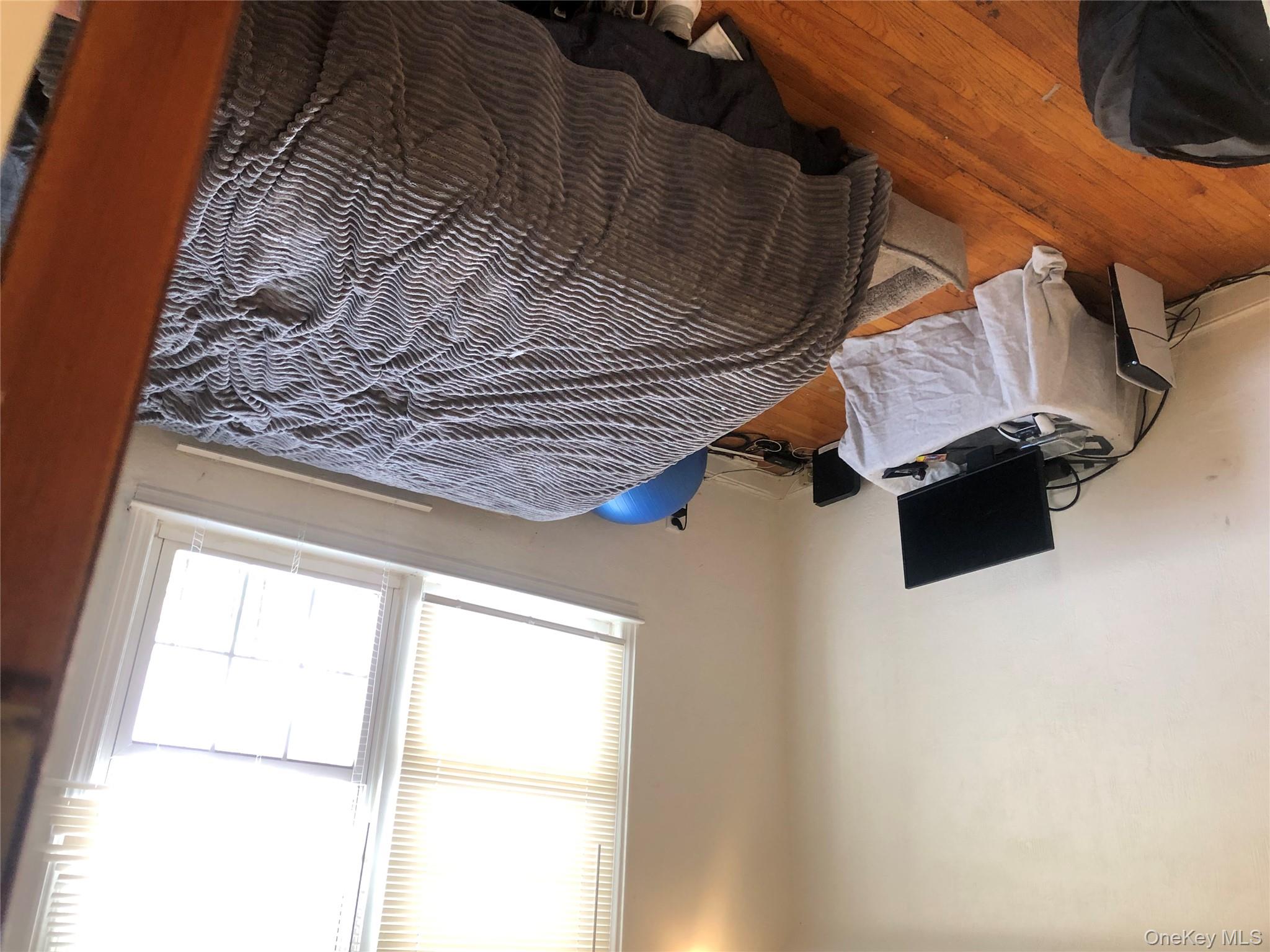 #10 photo, 801 E Broadway, Long Beach , NY 11561