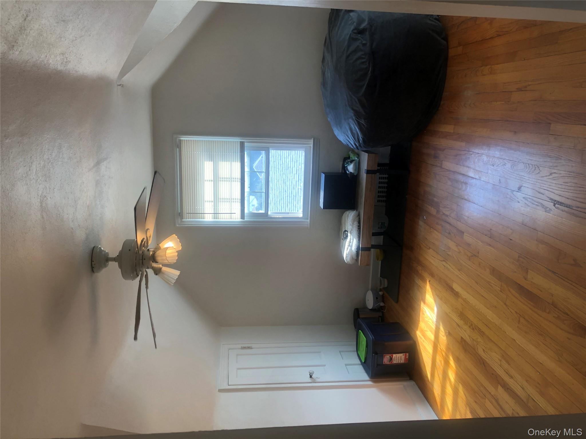 #5 photo, 801 E Broadway, Long Beach , NY 11561