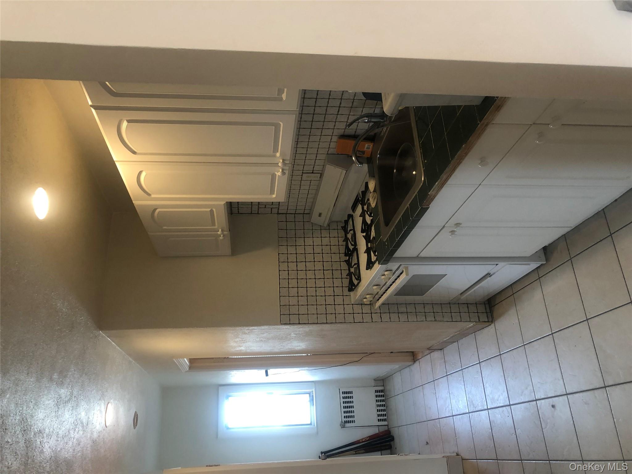 #6 photo, 801 E Broadway, Long Beach , NY 11561